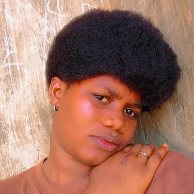 WunmiAyoola's profile picture. 💋💋💋💋💋