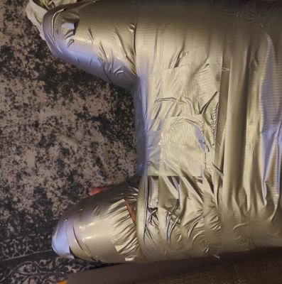 ducttape92's profile picture. M 33 lässt sich gerne Fesseln