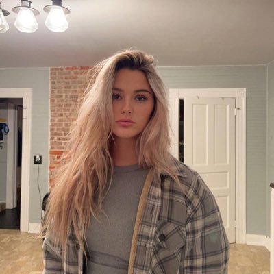 cammy_gil's profile picture. Aspiring to live life to the fullest. 🌿