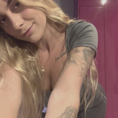 🐾 Leo nursing student, scrubs, cats & clinicals, not dating chaos.
📍Gym vibe in Brisbane, energy strong.
Tap link. Free entry, hot bedside insights await. 👇