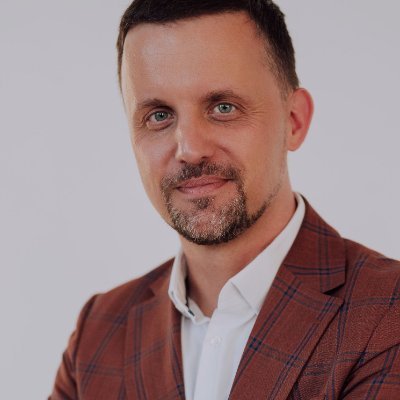 jarekbanacki's profile picture. Founder & CEO at https://t.co/19UgZCbBnV