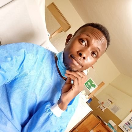 A happy laboratory specialist and a political genius,now board🥱