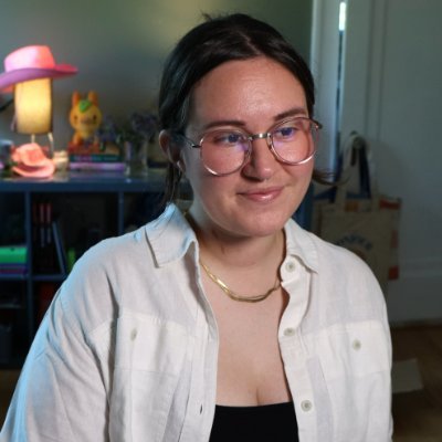 she/they - gamer, reader, cultivator of community spaces - @youtube partner - member @cosmichearts_ @ourpetalpages @thegardenrs