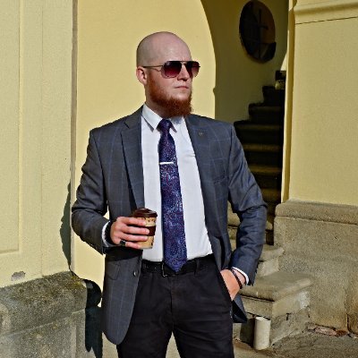 Gentleman / Troublemaker
CZ
Investor
Fotograf
Barista
Fighter
Cestovatel
Shirt and Tie.
Fujifilm, DJI.
Krav Maga is my life.
https://t.co/IMBQOfv2Vt