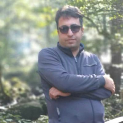 گر قسمت ما باده و گر خون جگر بود/ ما نوبت خود را گذراندیم و گذشتیم