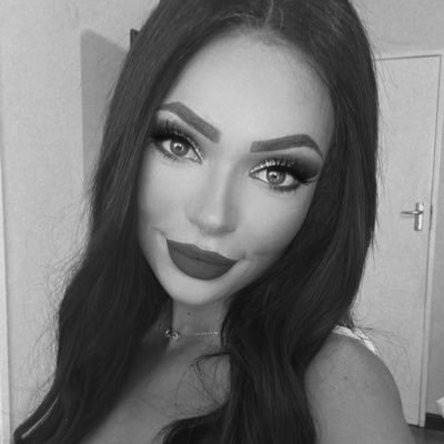 Bianca24x's profile picture. 27, South Africa, Makeup Artist ♥️