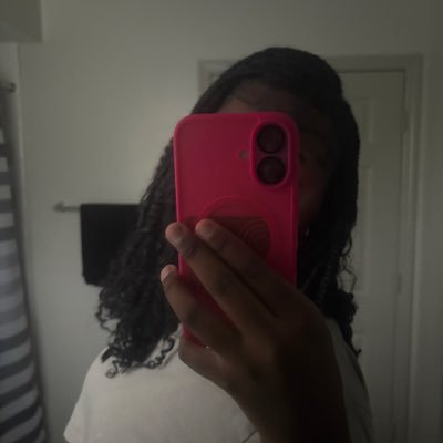 luhhhl3's profile picture. 