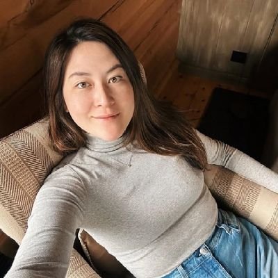 Lillian03975211's profile picture. I thrive on the connection between mind and body, knowing that true intimacy begins with self-acceptance.💕