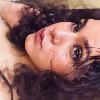 samakhdrii's profile picture. somewhere