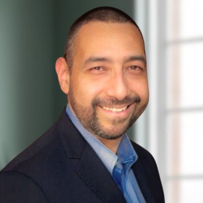 Estudioso de los fenómenos educativo y mágico-religioso. Mediador del aprendizaje. Consultor en Semiología de la Vida Cotidiana.