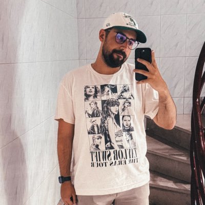 he/him. 🏳️‍🌈🇵🇹, 30. Pop culture is my obsession. alt acc: @bearyaltacc