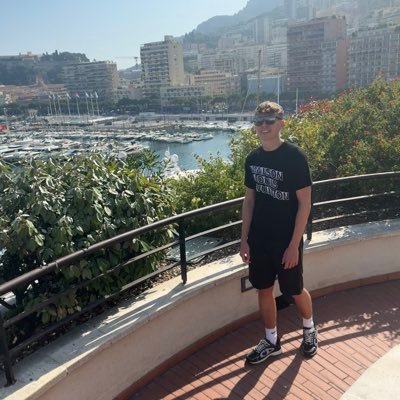 balance1k's profile picture. 2219