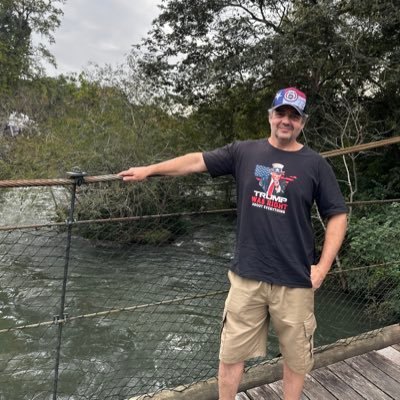 Leoconservador's profile picture. Advogado; patriota, anti-globalista e lutando por um Brasil conservador.🇧🇷Lawyer; nacionalist, against globalism and fighting for a conservative Country.