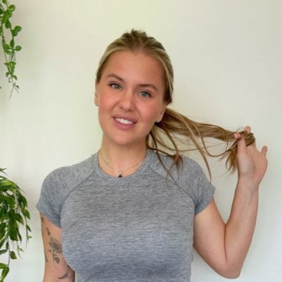 Joseph65467's profile picture. the most normal girl in the world