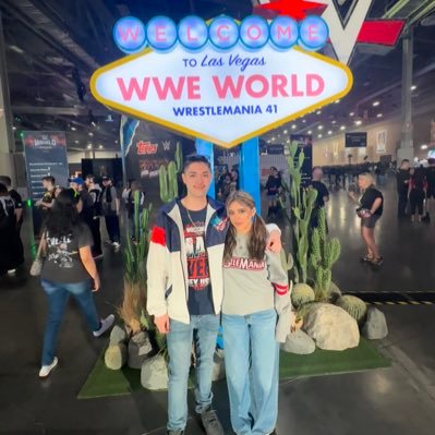 6xxFranky's profile picture. COYS 🐓 LAKESHOW 💜 WWE 🍿OKC ⚡️ LAFC 🖤