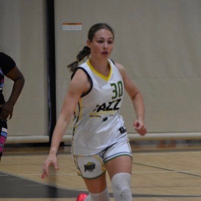 Jackson Prep ‘29 @JPGirlsBB @MSJazzElite PG/SG 5’6” 4.0 GPA