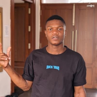 Entrepreneur ✍️😎...Practical Dreamer 💯.. Success Conscious 🔥💯