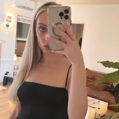 old acct was hacked ..new acct for new followers I’m down for FWB