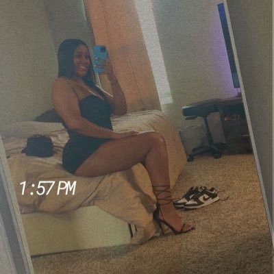 No bio 🤷🏽‍♀️ I’m just here for #blacktwitter 💀