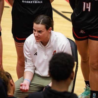 Head Women’s Basketball Coach @SMUSaints_WBB | Cool Aunt x2 | Lifelong Cheesehead & Owner |