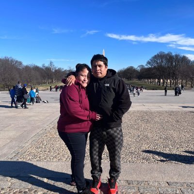 Bolivia /cochabamba /Tarata
💍compromise 01/10/2023
🏬Gabe sales associate 10/8/2024
🐈March 05/15/2025 / 🐕🐕Milo ❤️🕊️🕊️