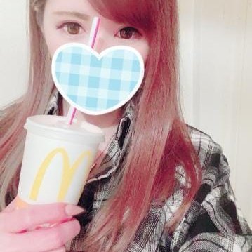 yuka0590058's profile picture. オモテではどんなことがあっても見せられない本当の自分をここで解放してます。大人なやりとりは、プロフィールのURLのところ使ってるんでよろしくね♪