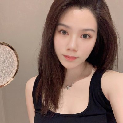 I am an Asian woman, I hope you do not discriminate against me.🥰🙏