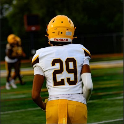 DrewBance's profile picture. Carmel catholic ‘26 |SS/FS/CB| 6”2 180lbs | 4.7 40 | 3.1 GPA|HC @jmack37 |847-894-2956