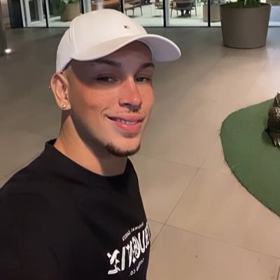 johnnyqz7's profile picture. concedei-me o alcance dos meus objetivos