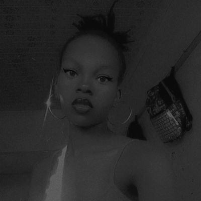 famokem's profile picture. !!!🧡
Chill and unbothered || ♑ || Crimson heart🤎💜 || Hopeless Romantic❤️‍🩹 || Arsenal FC❣️💫