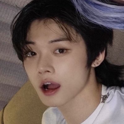 ilovewanning's profile picture. sung hanbin fan account