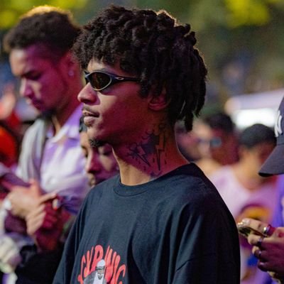 sp_shock66's profile picture. f1🖖
viver de fatos não te faz ver sempre a verdade