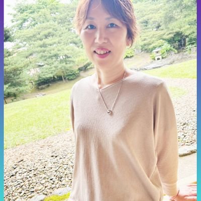 タロット、ルノルマン等
オラクルコンビネーションが得意技。四柱推命も取り入れながらコンビネーションカードで鑑定しています。
本業は美容師💇
この場では自分自身自由に発信していきます。
見つけてくれると嬉しいな🫧
鑑定希望の方はお問い合わせくださいね🧝