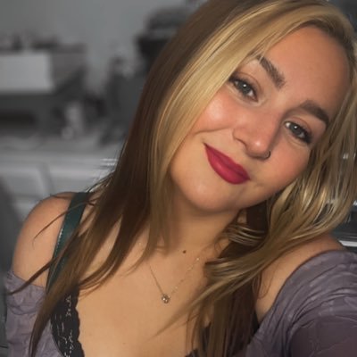ZingBotBitch's profile picture. I’m the worst, you’re gonna love me.