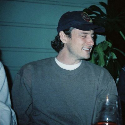 us_agentt's profile picture. 