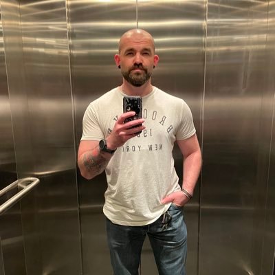 MonkeyintheJar1's profile picture. її колишній