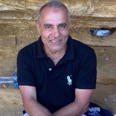 🧑🎄رجل من الزمن 🌹الجميل 🌹يحب الحق والعدل والحرية 🏇ويكرة الظلم💔 والاستبداد 💔إما آن اعيش بحرية 🏇آو اموت بعزه💔 اللهم توفنى وانت راضى عنى 🙏🙏فلسطين قضيتى