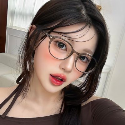 dewirebahan's profile picture. males malesan sambil nonton asupan