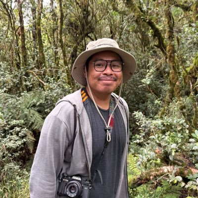 grad student, @Official_UPD | science teach, @ateneodemanilau | buffer mixer, @nannoworkslab | yapper and mapper, @uliratph |🔬🌊🌡️🗺️🌏👨🏻🏫