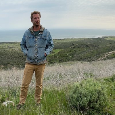 gatherinmarbles's profile picture. managing editor @countyhwy @panamericabooks