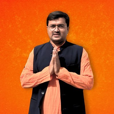 Spokesperson @BJYMinWB | PhD; NIT_DGP | JRF; CGCRI | Ex VP, ABVP DU | Swayamsevak | Chemist | CR (3 times); PUSUC & Sports Sec; JHSU, DU | Vistarak; JNU | Hindu
