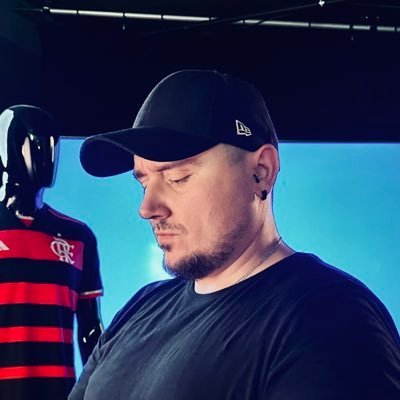 PeteRomanczyk's profile picture. Video games old-timer. | Hoyn | Hoynovski
Games marketing, localization & publishing.
