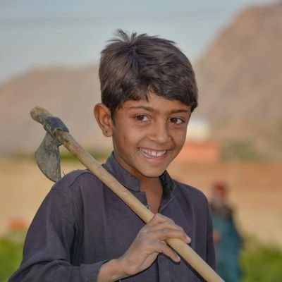 ہَیرانی تمن ویران اَنت سِیث گوں شکّلیں جنگان اَنت بلوچستان