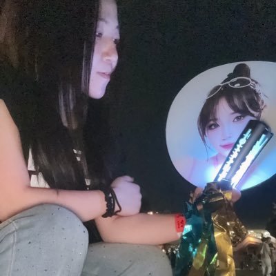 yosagirrrrrl's profile picture. キムチェウォン❤️‍🩹 LE SSERAFIM 🩵dance 、 KPOP ただのヲタク垢になってる笑