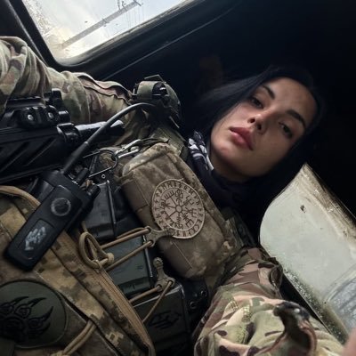 🇺🇦 Горда громадянка, волонтерка, яка агресивно захищає свою батьківщину… Слава 🇺🇦