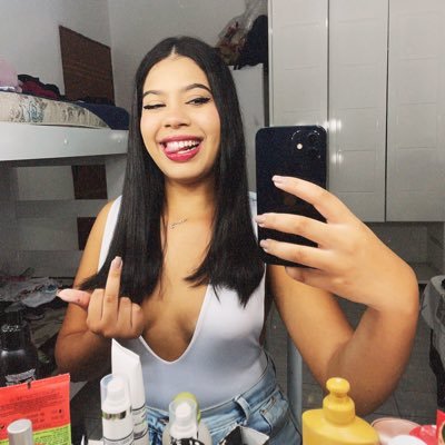achei que gostosas não tomassem no cu, mas achei errado