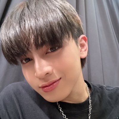 PPOP (mostly VXON and AJAA) and au writing account ✨ kpop acc: @tenica_lee