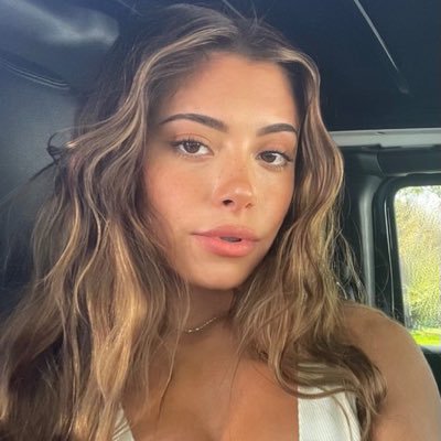DJSTONER012's profile picture. 😍