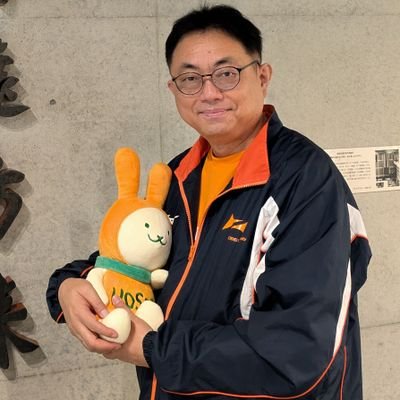 2019川崎市議選に立憲民主党から挑戦し次点。現在 #株式会社オンデーズ 人事部勤務。2025年に #法政大学法学部通信教育課程 を卒業、いま社労士試験めざして準備中。#障害者職業生活相談員。#第二種衛生管理者。宮前区身体障害者協会副会長。阪神ファン。
なお投稿は個人の見解であり所属組織を代表する意見ではありません。