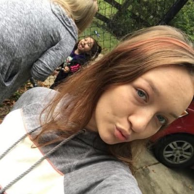 Elizabe85836432's profile picture. I’m new on here but single 🥺😔